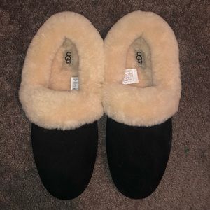 Ugg Kendyl shearling slippers never used